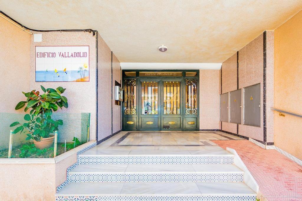 Apartament Amarillo Soleado Torrevieja Zewnętrze zdjęcie